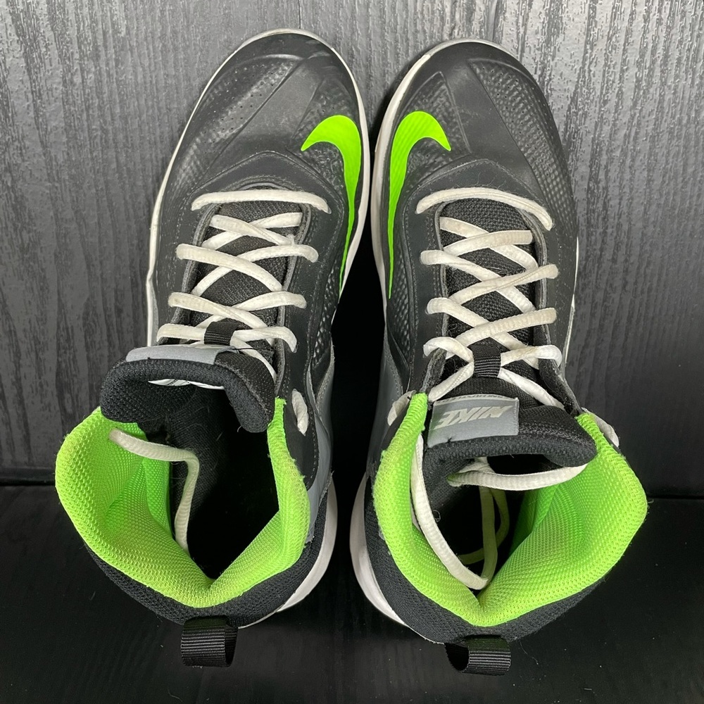 Nike Team Hustle D7 size 7Y - Picture 7 of 8